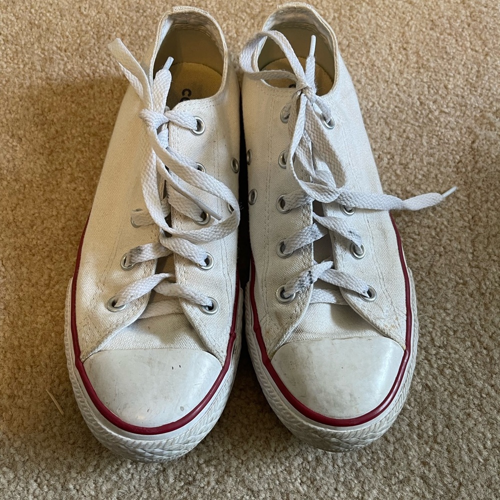 Converse Size 3 Youth